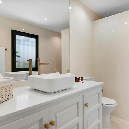 Byron, Private Pool, Walking Distance To Puerto Banus Prázdninový dům